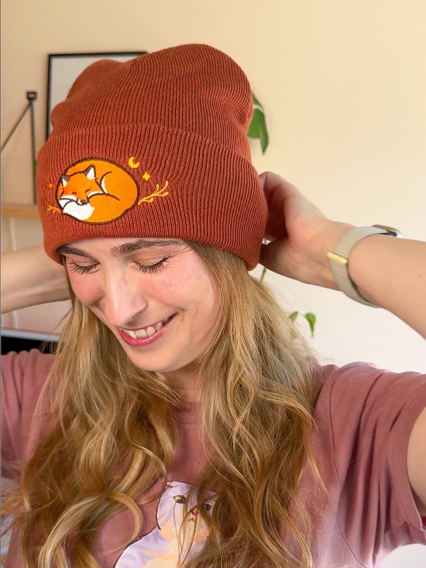 Sleeping Fox Beanie - Orange Rust