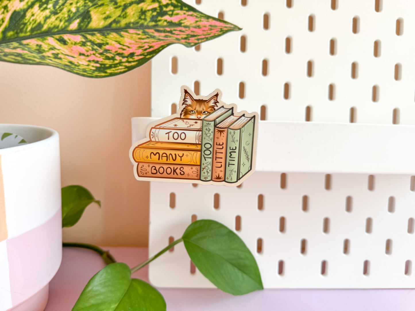 Too many books, Too little time - Fridge Magnet